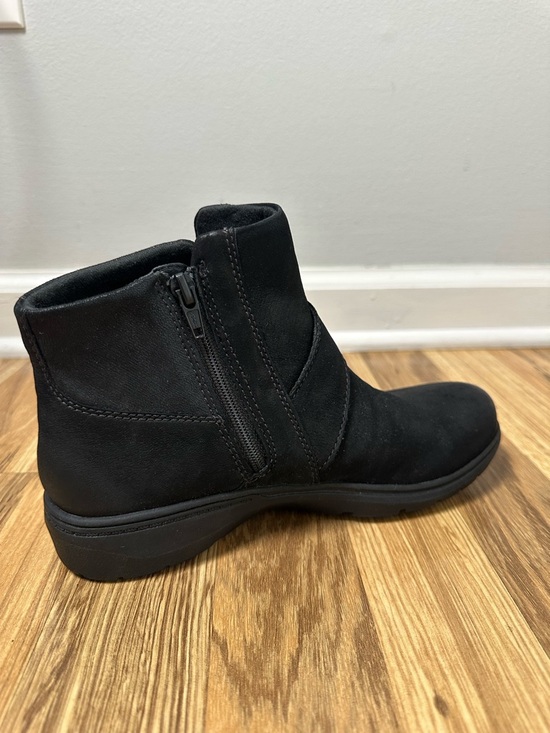Clarks Collection Water Repellent Leather Boots -Carleigh Angie 6.5M Black - Picture 6 of 12